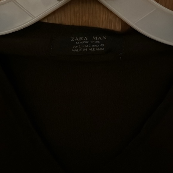 NWT brown men’s v-neck Zara sweater. - Picture 2 of 4